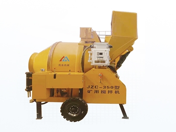 礦用濕噴臺(tái)車(chē)，礦用混凝土泵，礦用攪拌機(jī)發(fā)貨